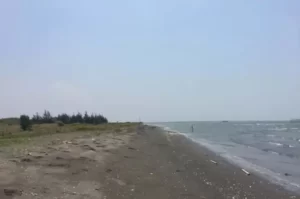 Pantai Tirang